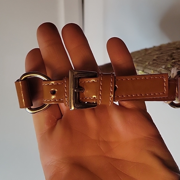 Tess Loriani Milano Envelope Style Shoulder Bag- Tan and Brown Floral? - Picture 3 of 10